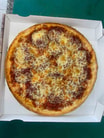 16 Pizza Salami